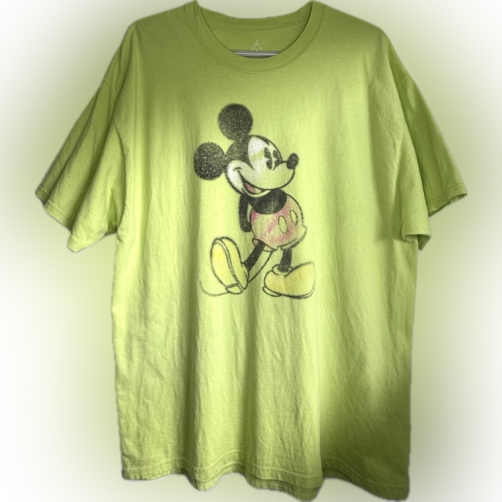 Disney Parks Y2K Classic Mickey Mouse Hanes T-Shirt Size X-Large